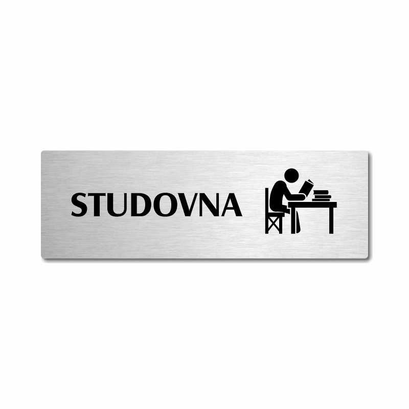 Studovna, stříbrná popiska na dveře